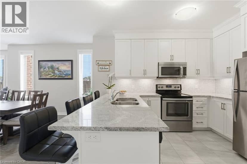 4 ELLIS Avenue — photo 11 of 36
