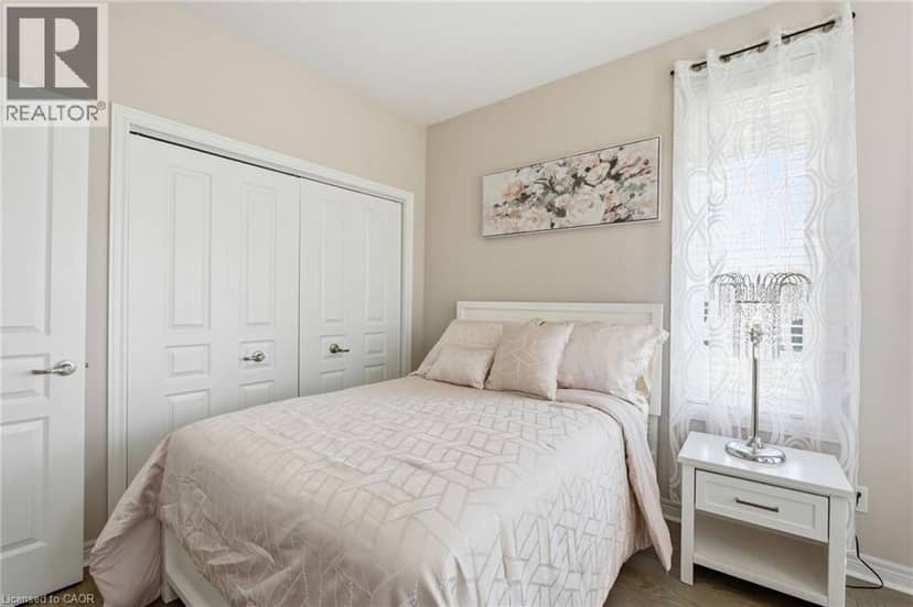 4 ELLIS Avenue — photo 6 of 36