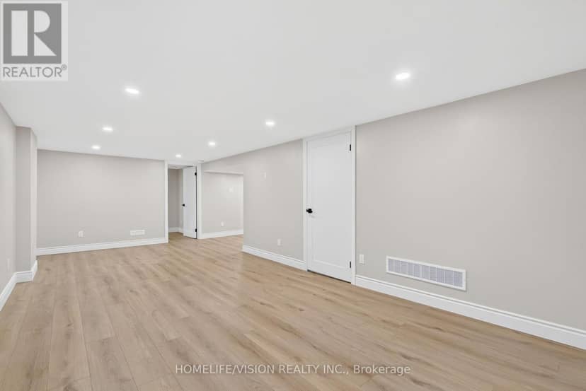377 Griffith Street — photo 28 of 40