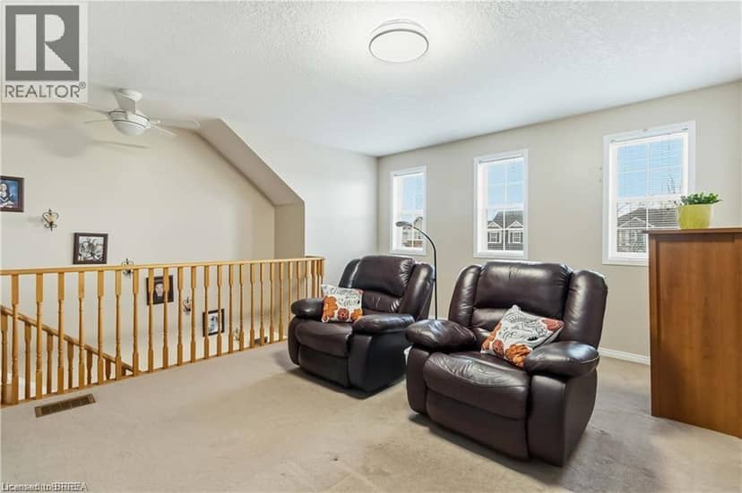 156 OSBORN Avenue — photo 31 of 40