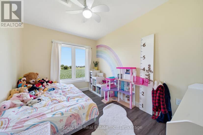 21 - 3202 Vivian Line — photo 18 of 40