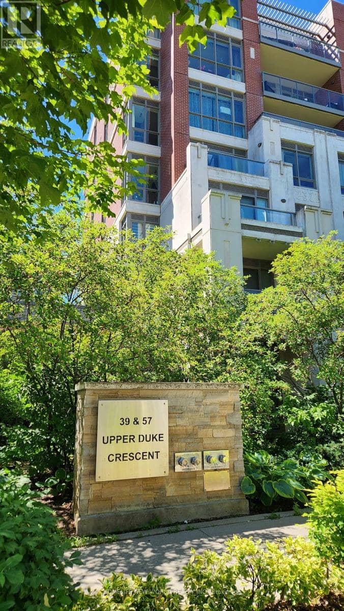 507 - 39 Upper Duke Crescent — photo 2 of 24