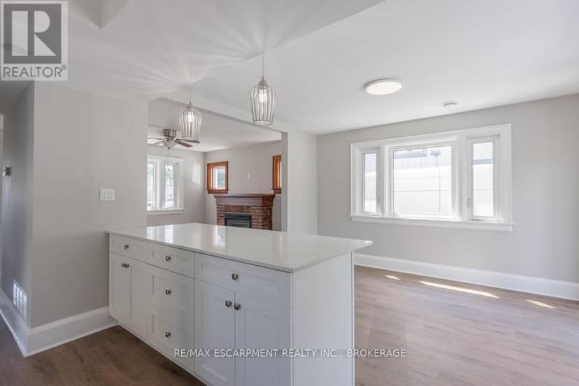 5701 Dorchester Road — photo 21 of 35