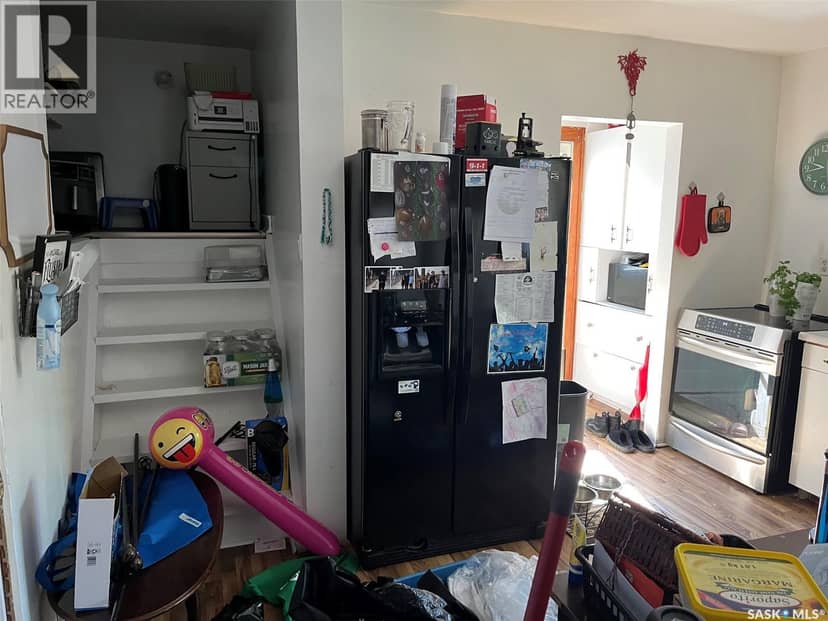 1027 7th AVENUE NE — photo 9 of 37