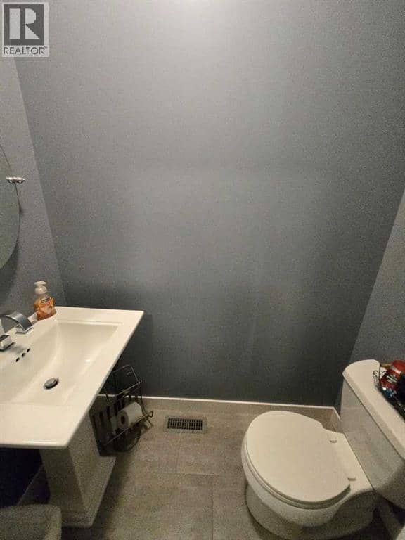 805 7 Avenue, Fox Creek, photo 7