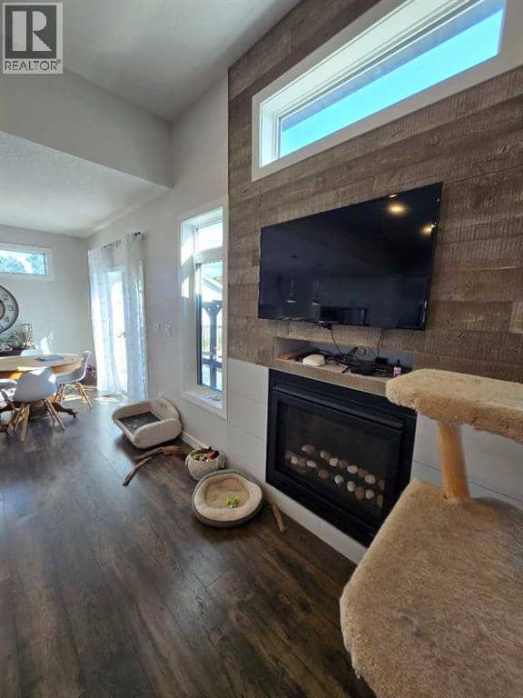 805 7 Avenue — photo 20 of 40