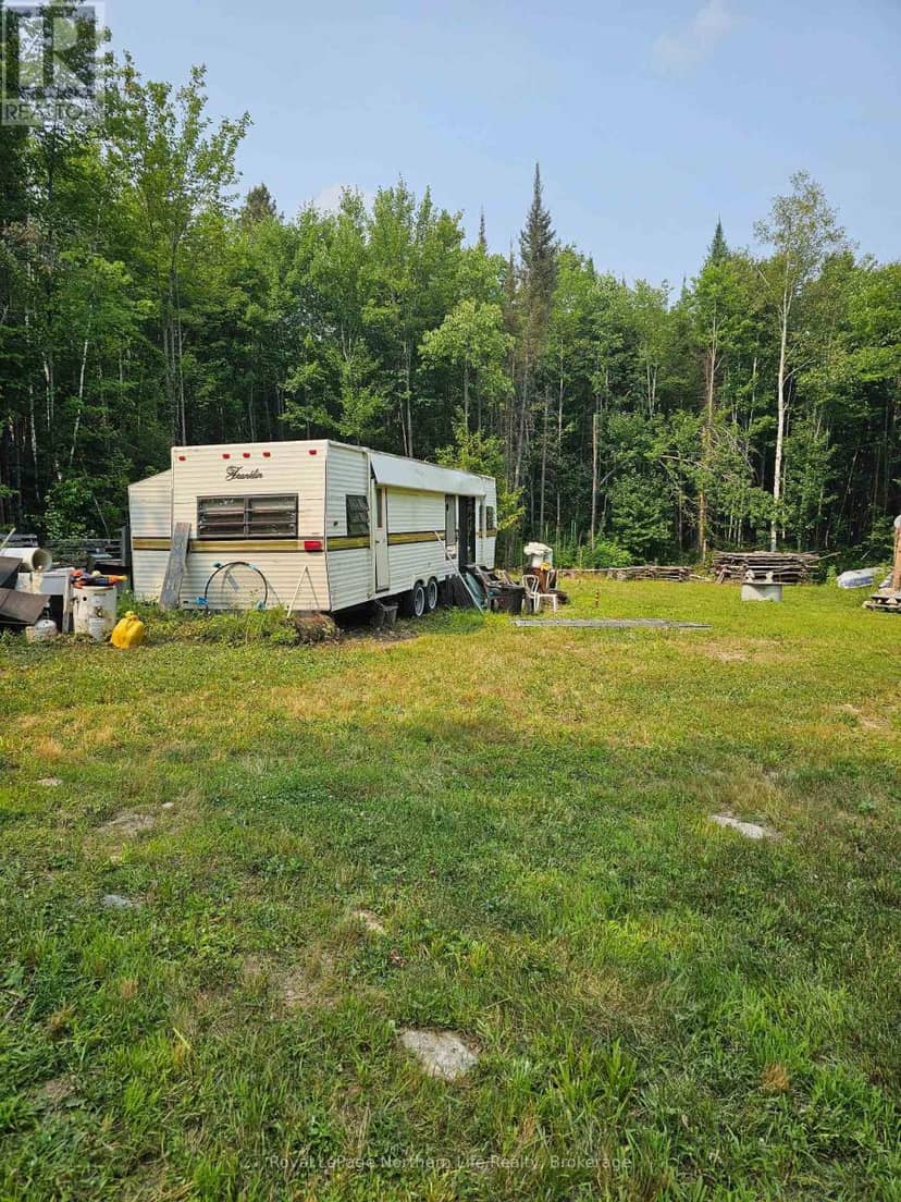 446 Burritts Road, Papineau-Cameron, photo 2