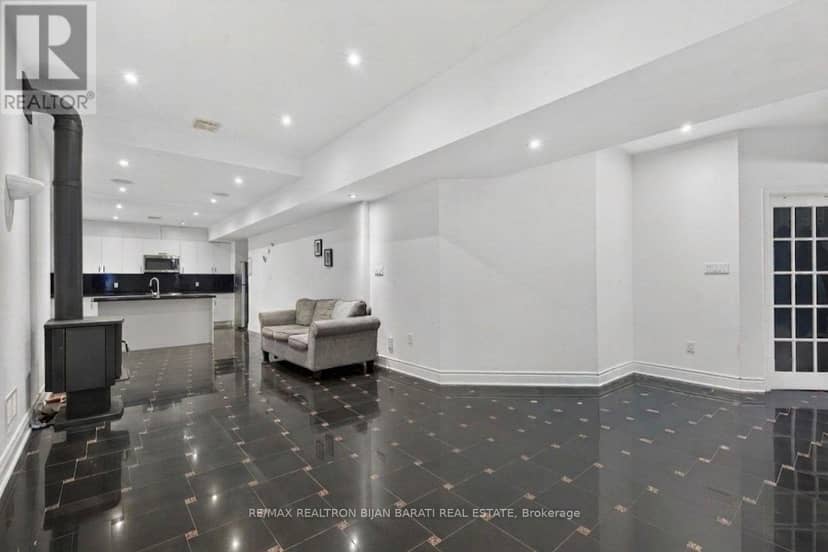 218 Hillcrest Avenue — photo 37 of 40