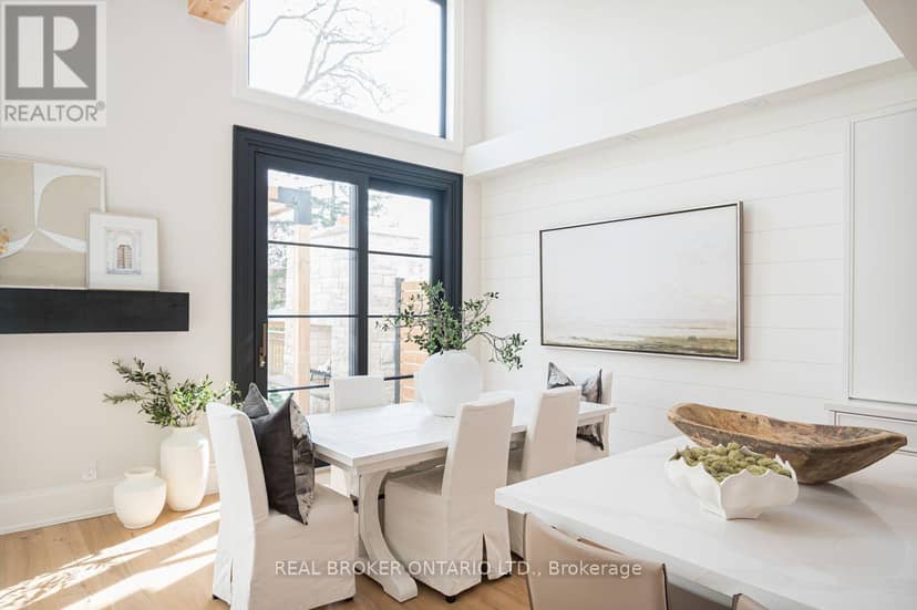307 Martin Street — photo 9 of 40