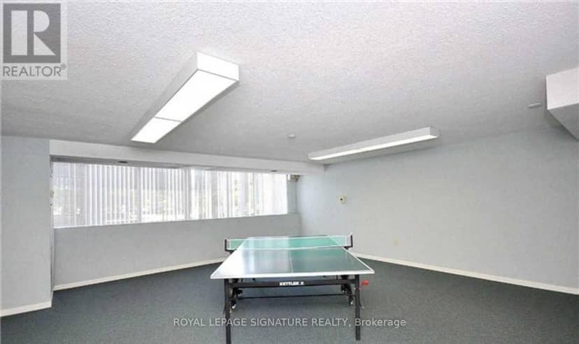 1407 - 3590 Kaneff Crescent — photo 28 of 32