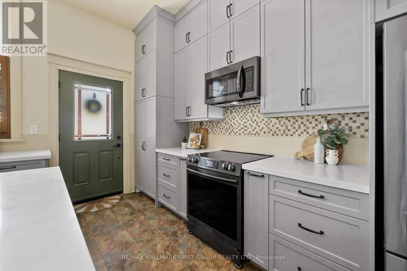 274 Ridout Street — photo 14 of 39