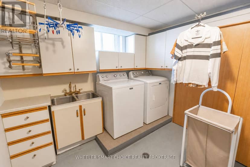 542 Anthony Street — photo 14 of 21