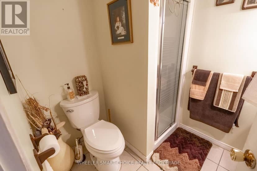 542 Anthony Street — photo 15 of 21