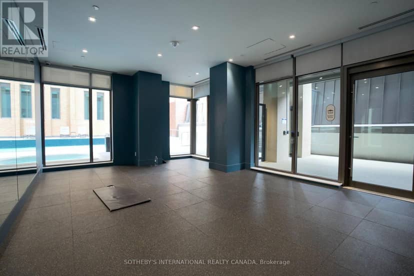 3209 - 8 Widmer Street — photo 7 of 19