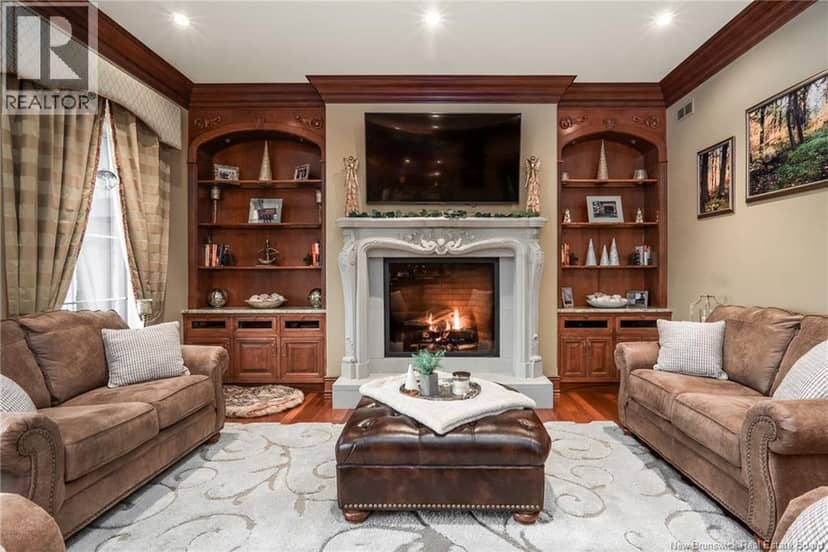 92 De La Falaise Street — photo 10 of 40