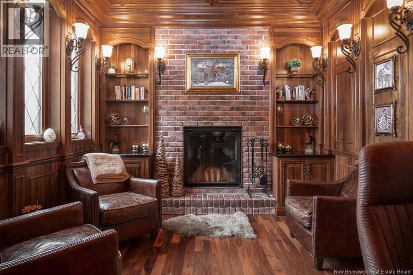 92 De La Falaise Street — photo 11 of 40