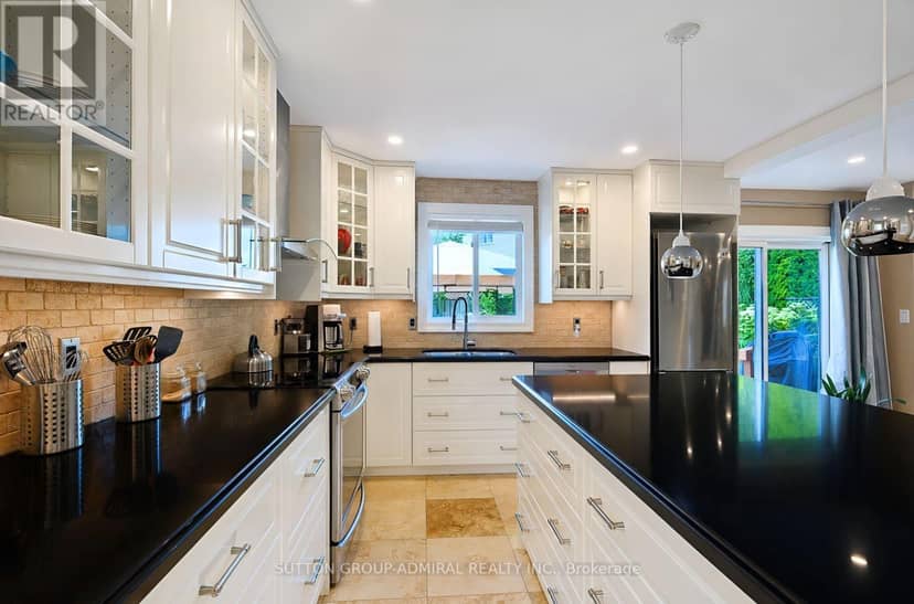 36 Georgian Meadows Drive — photo 9 of 27
