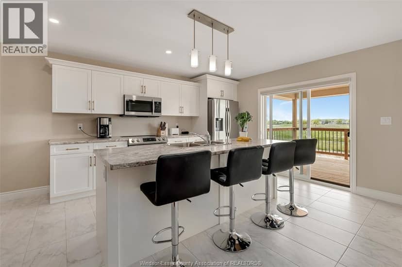 111 Kingsbridge Drive — photo 14 of 30