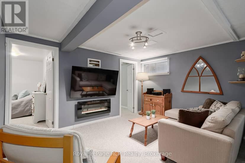 92 Alice Street — photo 23 of 30