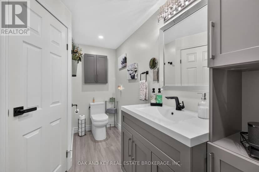 323 Clarke Road — photo 27 of 40