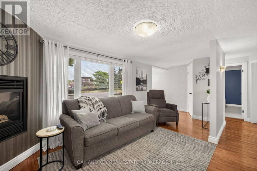 323 Clarke Road — photo 7 of 40