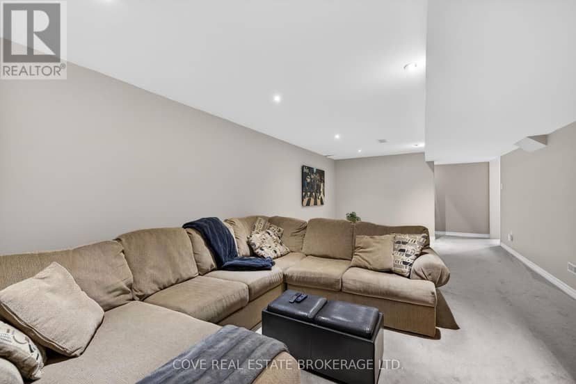 149 Salisbury Drive — photo 37 of 40