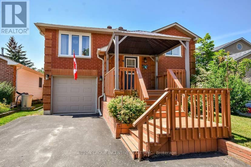 10 Palling Lane — photo 2 of 40