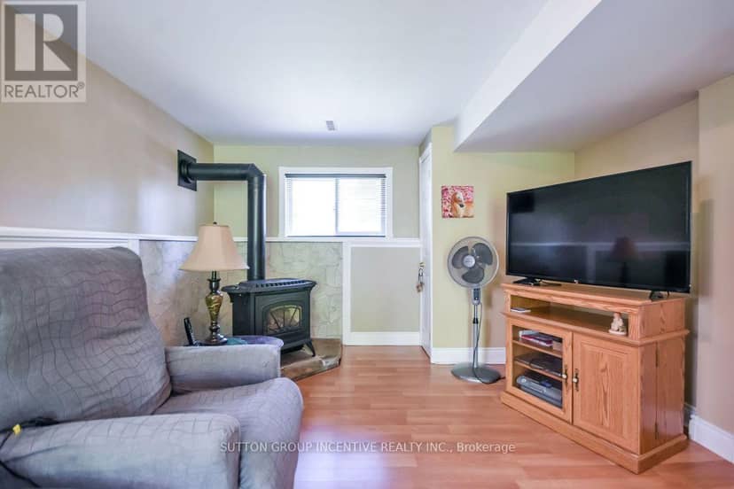 10 Palling Lane — photo 39 of 40