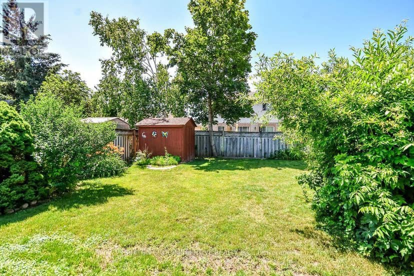 10 Palling Lane — photo 7 of 40
