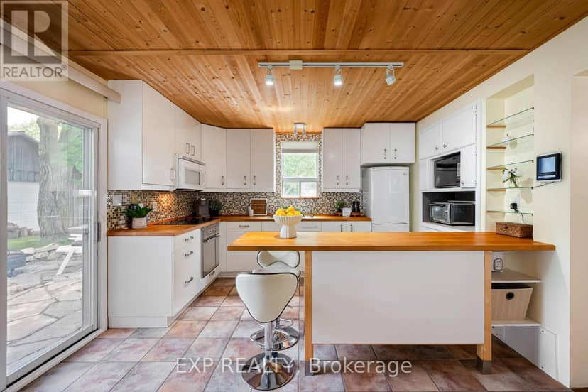 39 Townline — photo 23 of 40