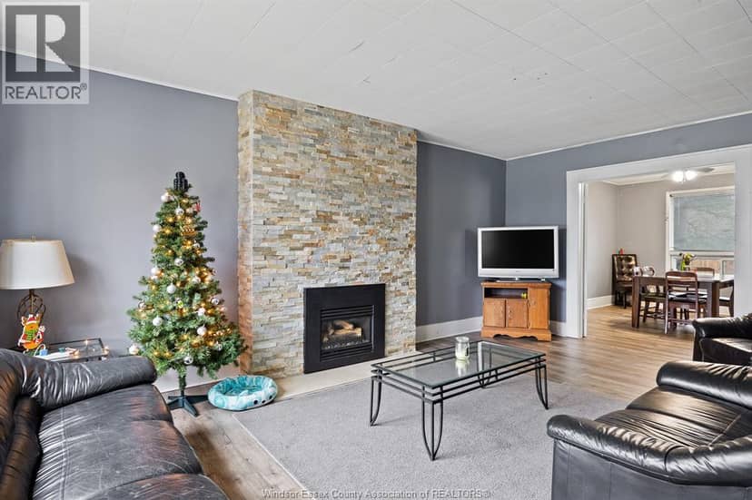 554 Askin Avenue — photo 16 of 40
