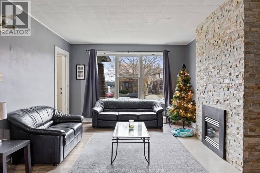 554 Askin Avenue — photo 17 of 40