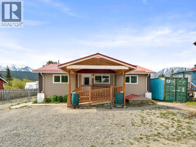 414 Tlingit Avenue, Whitehorse South