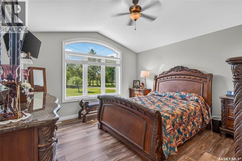 527 McAllister AVENUE — photo 40 of 40