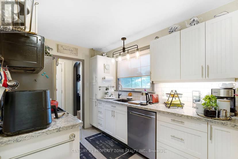 74 John Street — photo 7 of 35