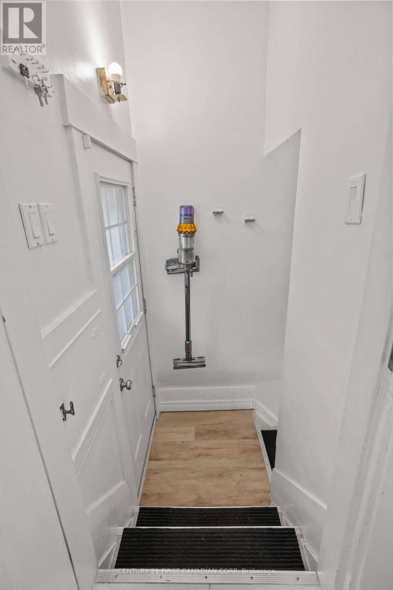 872 Lovett Street — photo 24 of 40