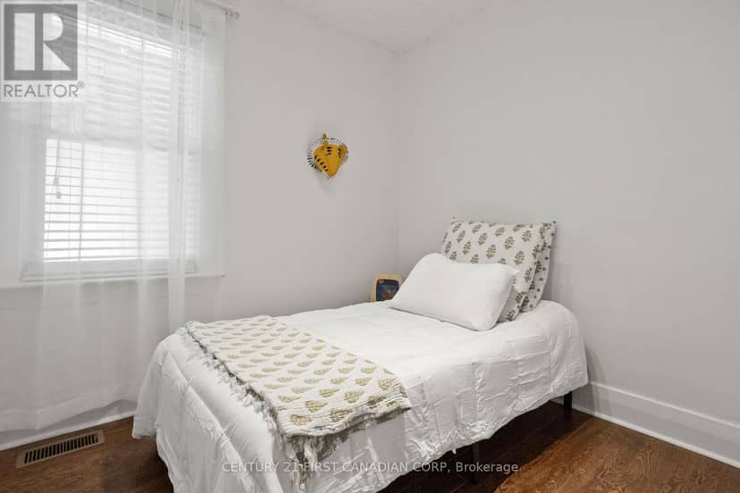 872 Lovett Street — photo 20 of 40