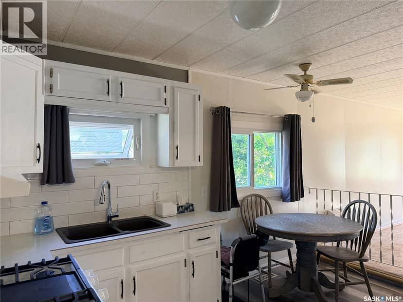 25 Sunrise ESTATES — photo 10 of 21
