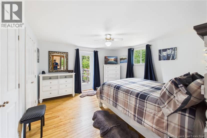 109 Salem Road — photo 19 of 40