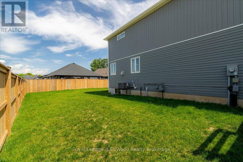 72 Trailview Drive E — photo 5 of 39