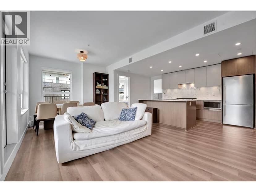 415 648 LEA AVENUE, Coquitlam, photo 2