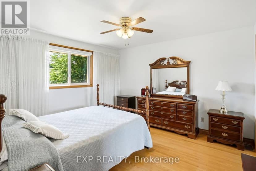 12 Fern Gate — photo 15 of 36