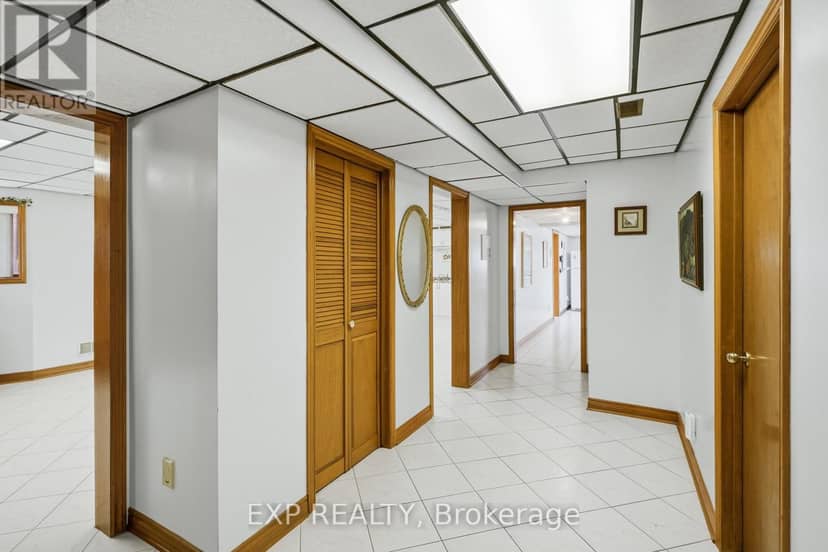 12 Fern Gate — photo 17 of 36