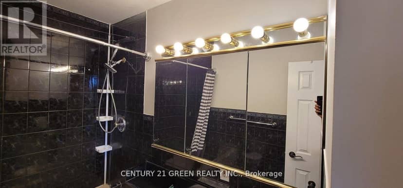 902 - 3065 Queen Frederica Drive — photo 17 of 26