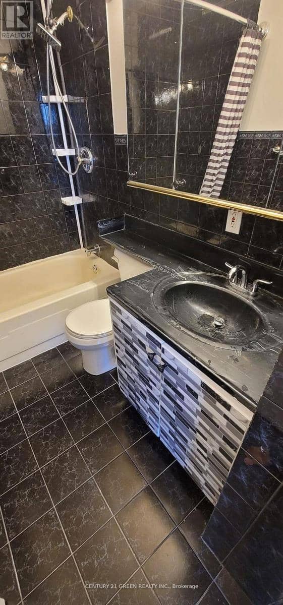 902 - 3065 Queen Frederica Drive — photo 18 of 26