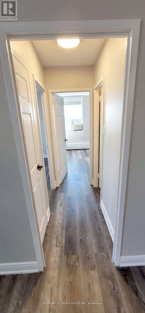 902 - 3065 Queen Frederica Drive — photo 22 of 26