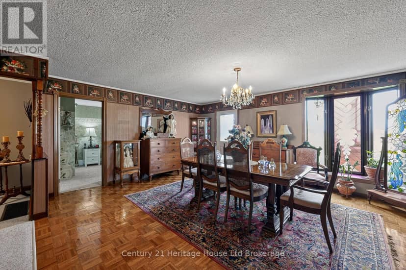 776443 Blandford Road — photo 12 of 40