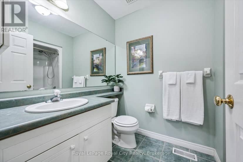 133 Riverwalk Place — photo 18 of 39