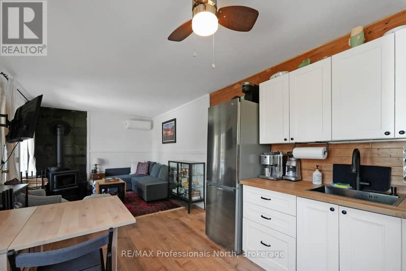 1419 Clement Lake Road, Highlands East, photo 7