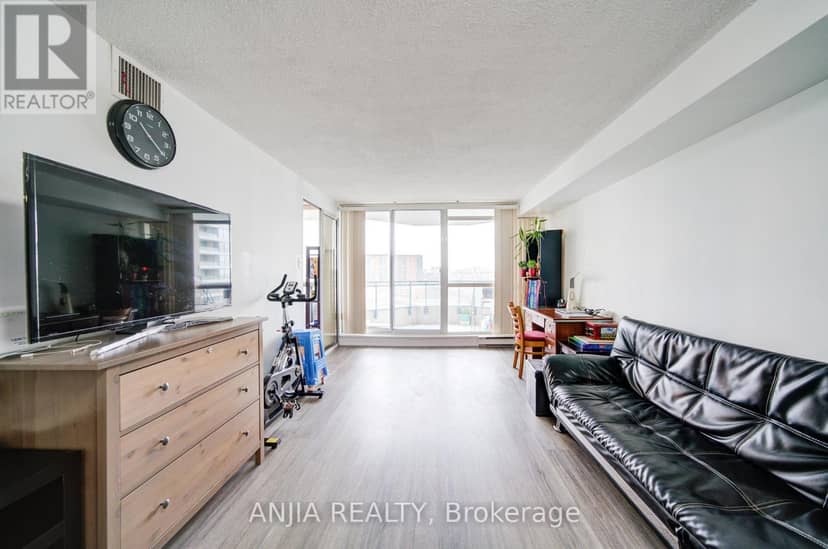 1208 - 4727 Sheppard Avenue E — photo 14 of 28